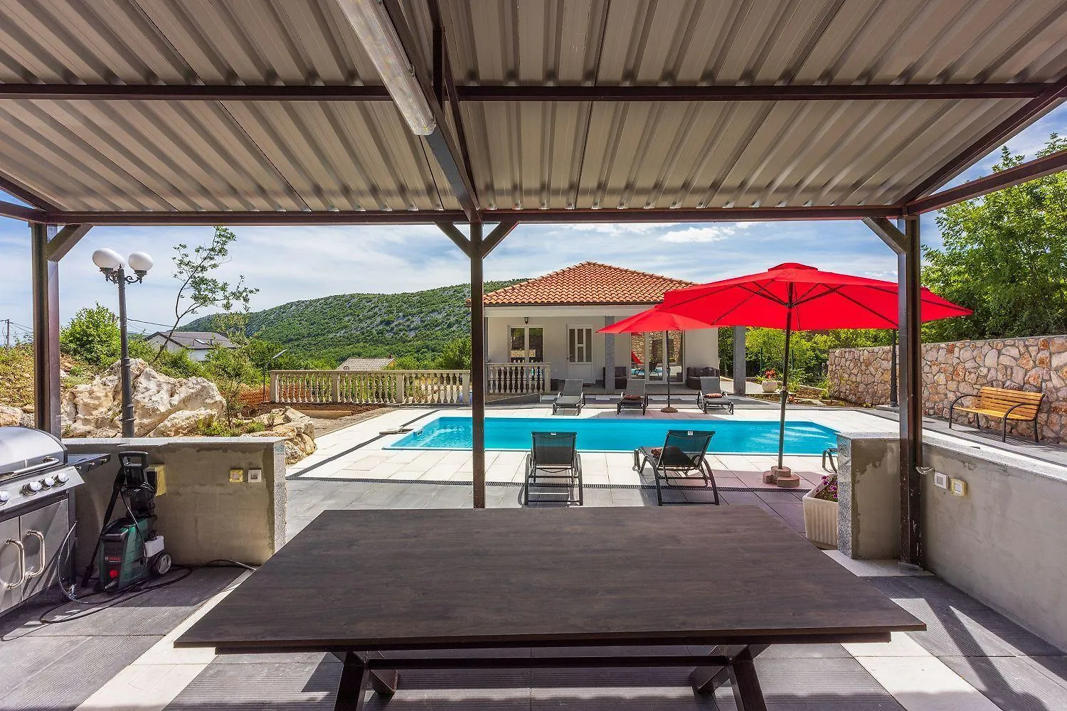 公寓 Schoene Ferienwohnung Mit Pool Und Spielplatz Fuer Kinder 布里比尔