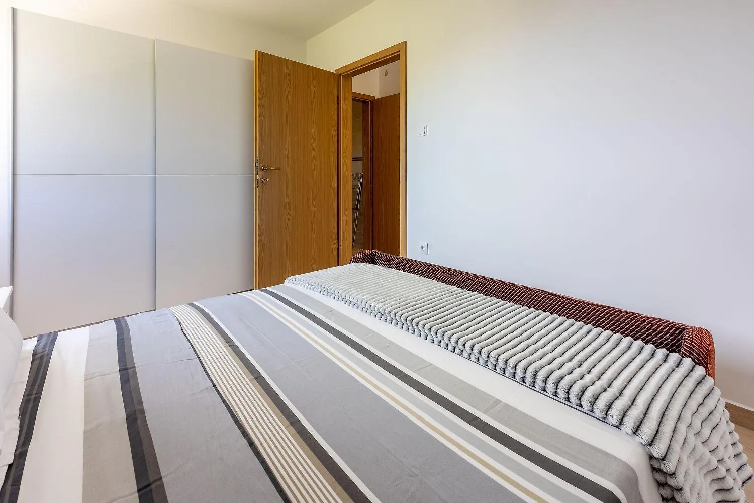 公寓 Schoene Ferienwohnung Mit Pool Und Spielplatz Fuer Kinder 布里比尔